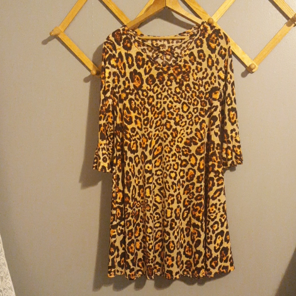 Fun Cheeta Dress with double pockets!